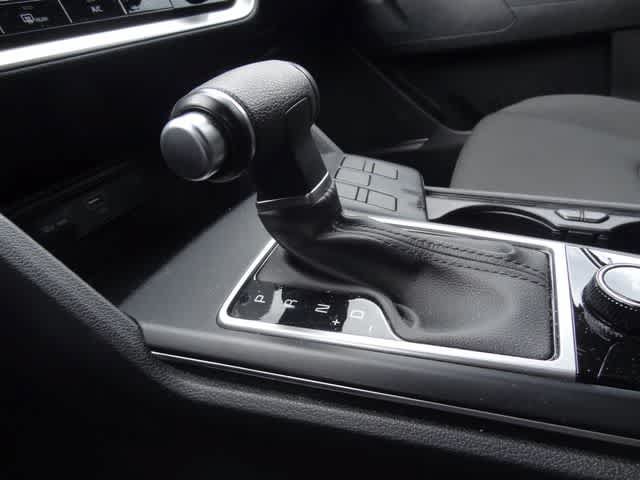 Used 2025 Kia Sportage LX FWD image 12
