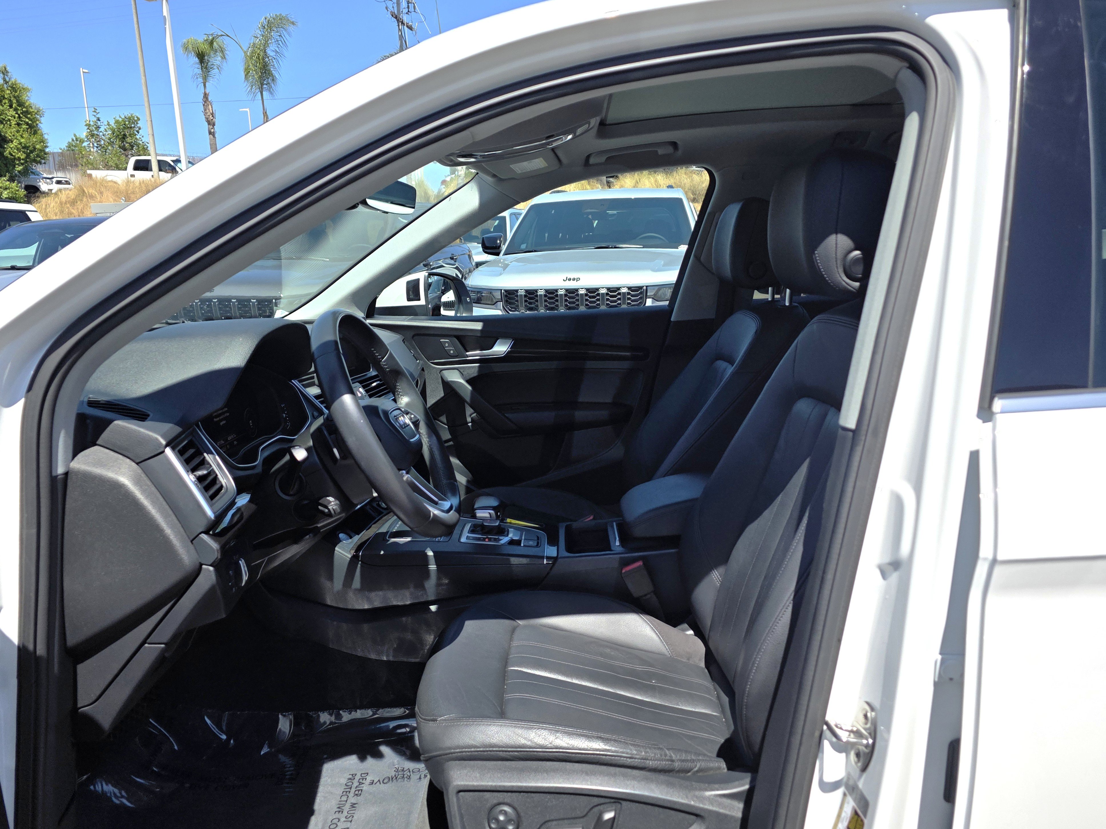 Used 2018 Audi Q5 2.0T Premium Plus w/ Premium Plus Package AWD/4WD image 12