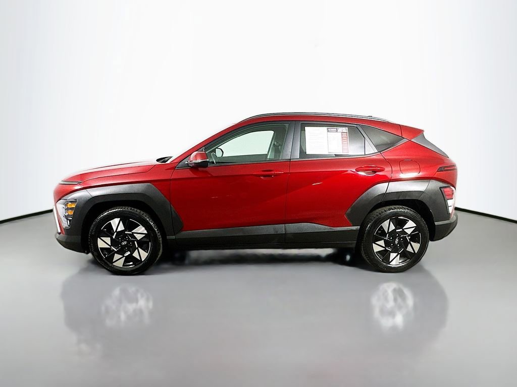 Used 2025 Hyundai Kona SEL FWD image 5