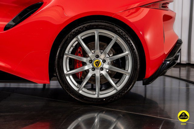 New 2025 Lotus Emira image 10