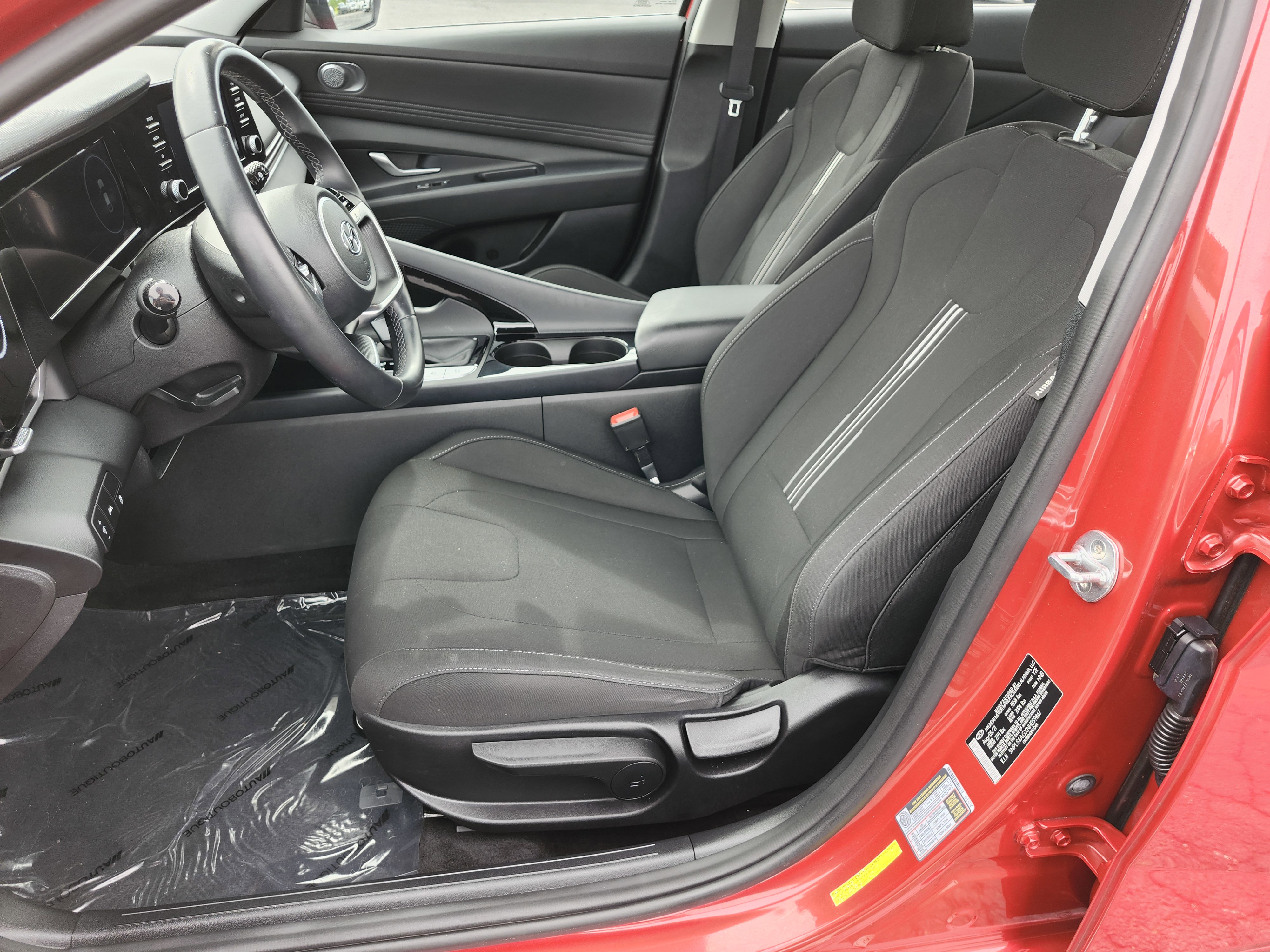 Used 2022 Hyundai Elantra SEL w/ Convenience Package FWD image 23