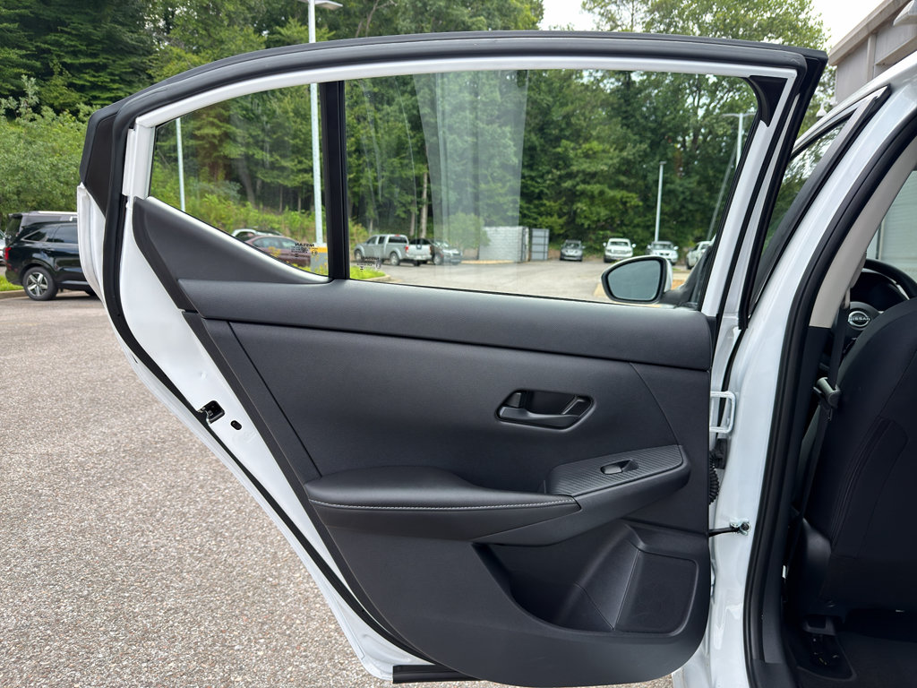 Certified 2025 Nissan Sentra S FWD image 12