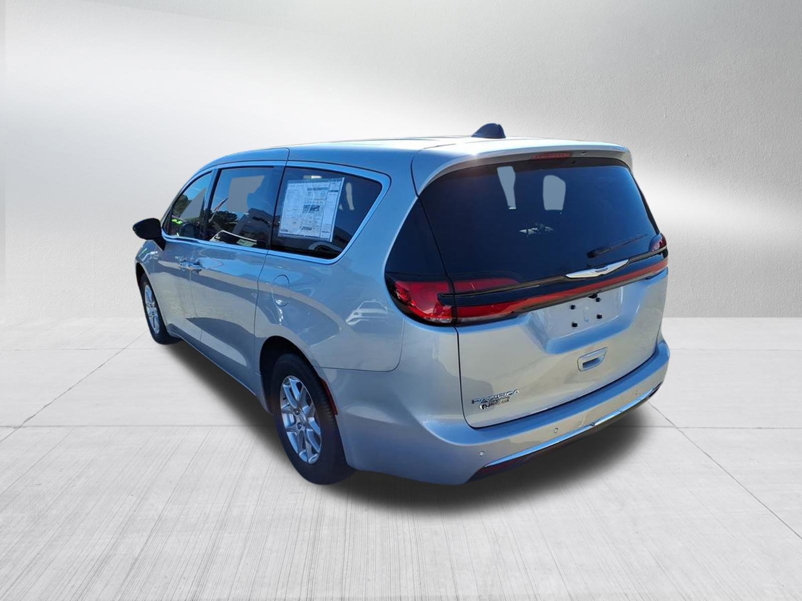 New 2026 Chrysler Pacifica Select image 6