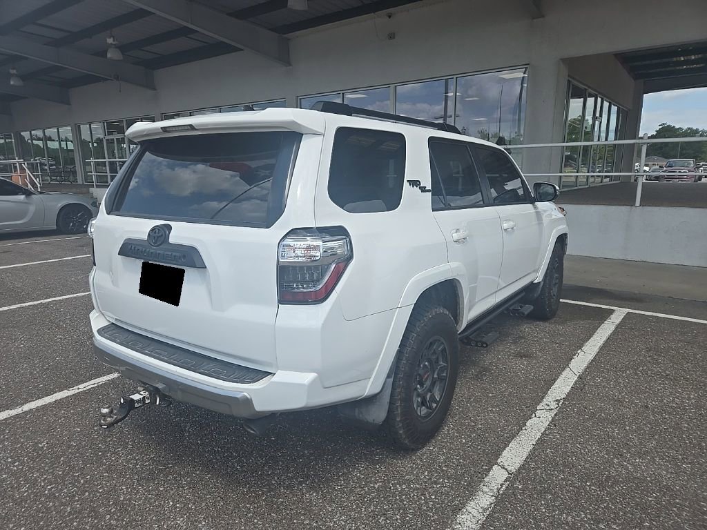 Used 2019 Toyota 4Runner TRD Off-Road Premium AWD/4WD image 4