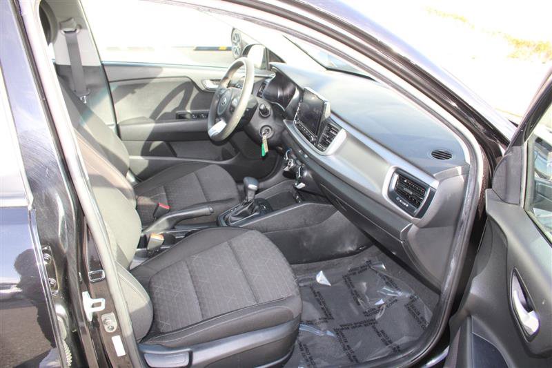 Used 2021 Kia Rio LX image 11