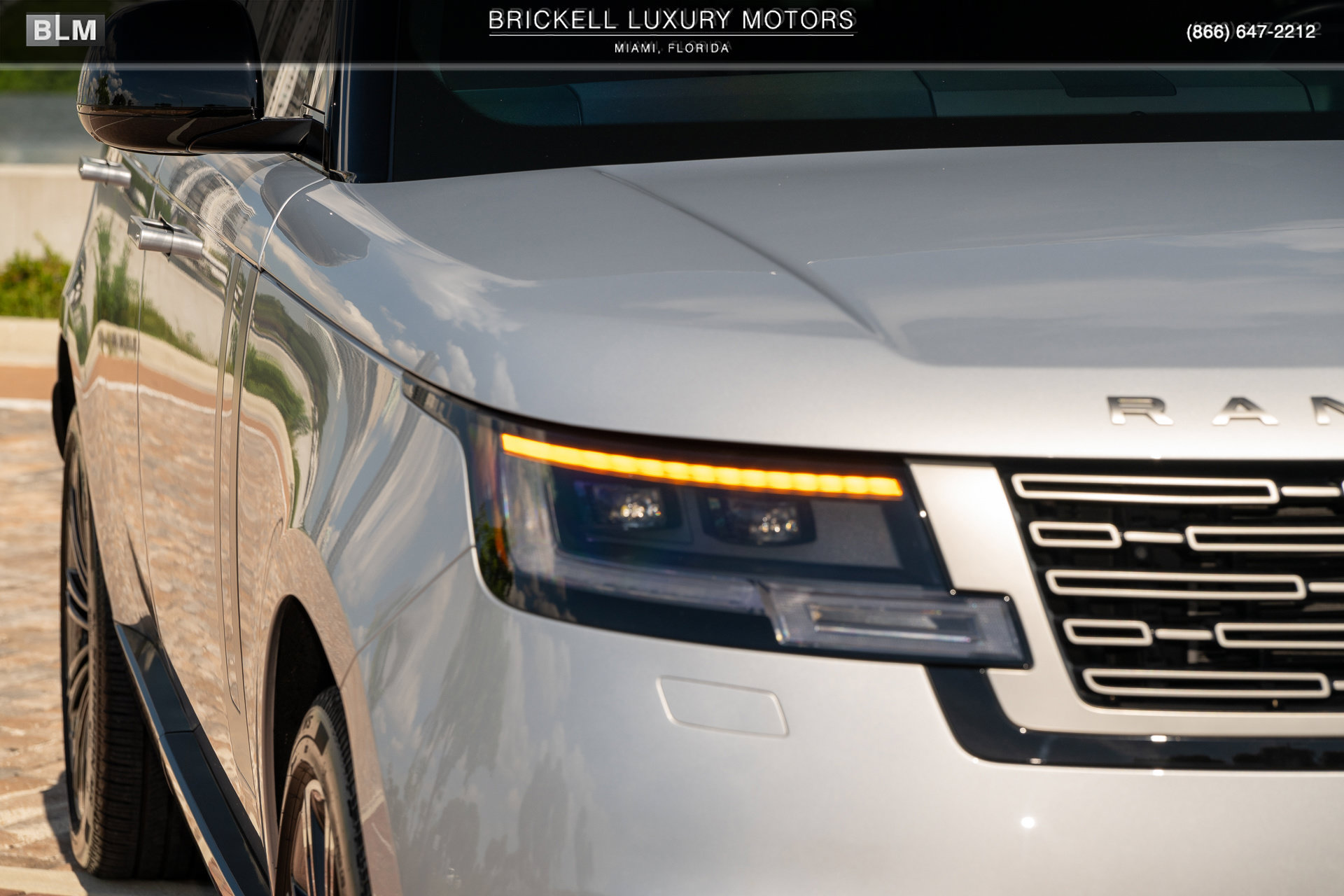 Used 2025 Land Rover Range Rover Long Wheelbase SE AWD/4WD image 55