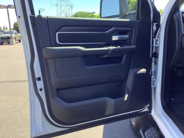Used 2025 RAM 2500 Big Horn AWD/4WD image 9