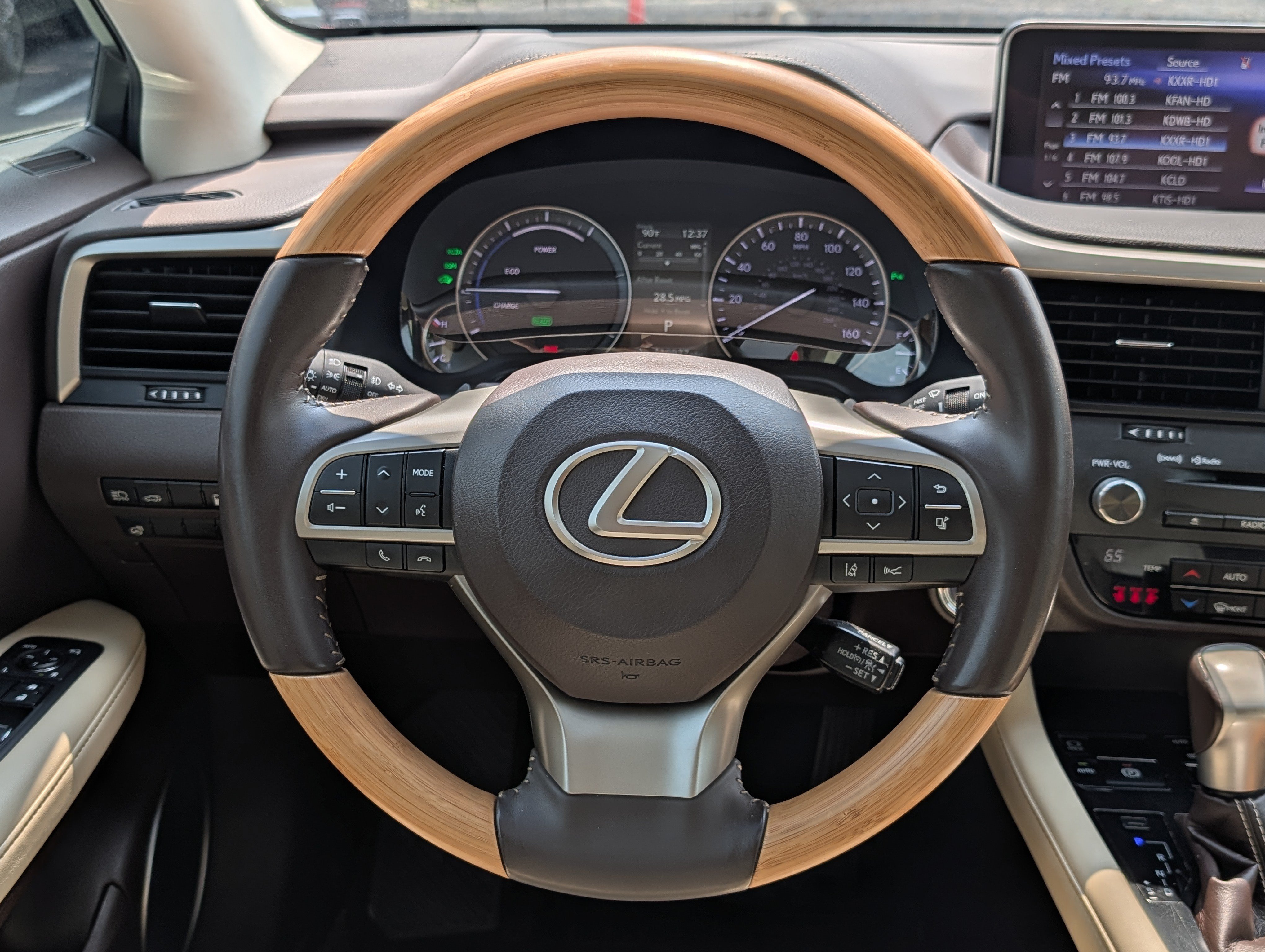 Used 2018 Lexus RX 450h AWD w/ Premium Package image 25
