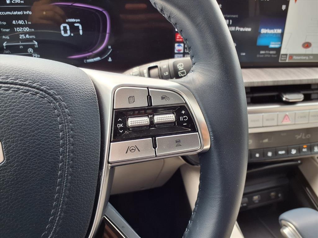 Used 2025 Kia Telluride EX w/ EX Captain's Chair Package image 20