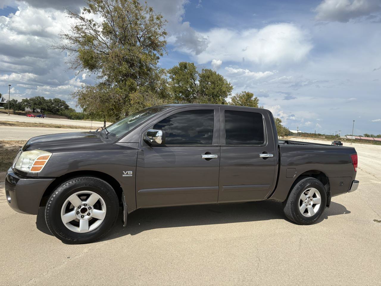 Used 2004 Nissan Titan SE RWD image 6