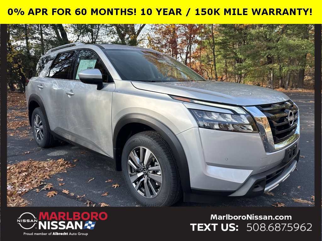 New 2025 Nissan Pathfinder SL