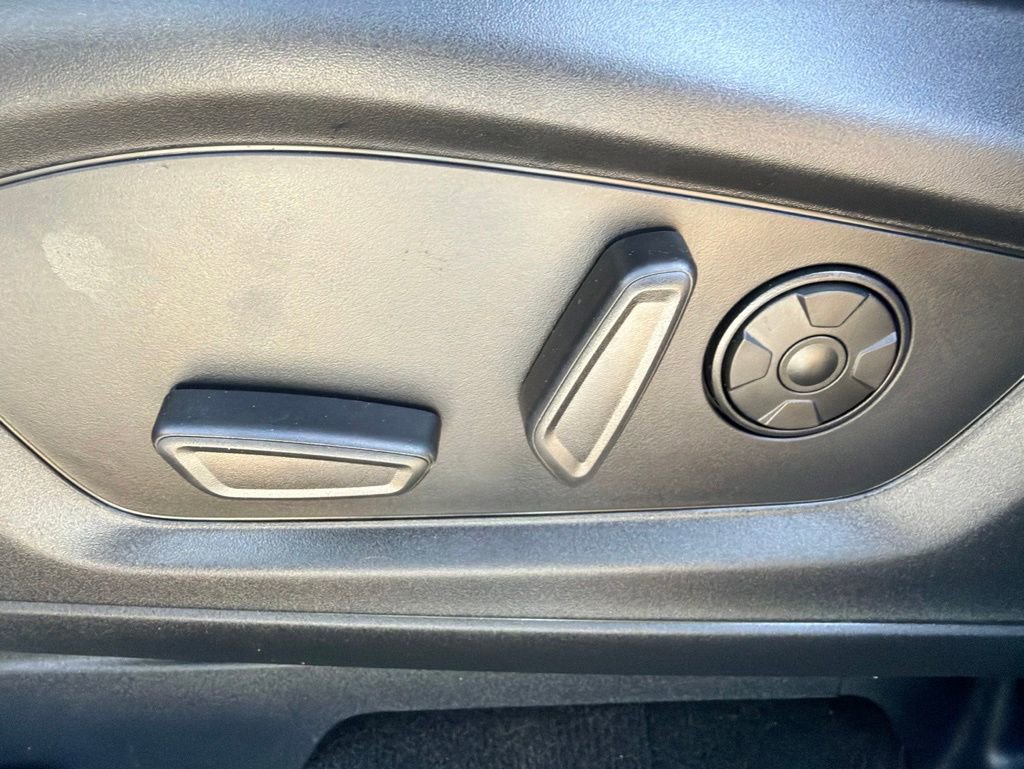 Used 2025 Ford Explorer ST AWD/4WD image 16