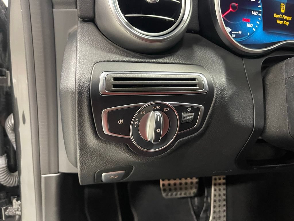 Used 2022 Mercedes-Benz C 300 4MATIC Cabriolet image 23
