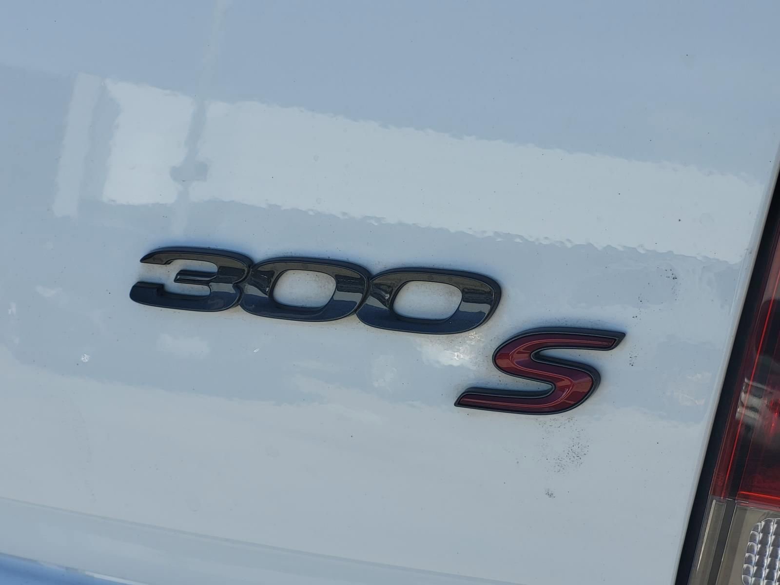 Used 2022 Chrysler 300 S w/ Comfort Group image 5