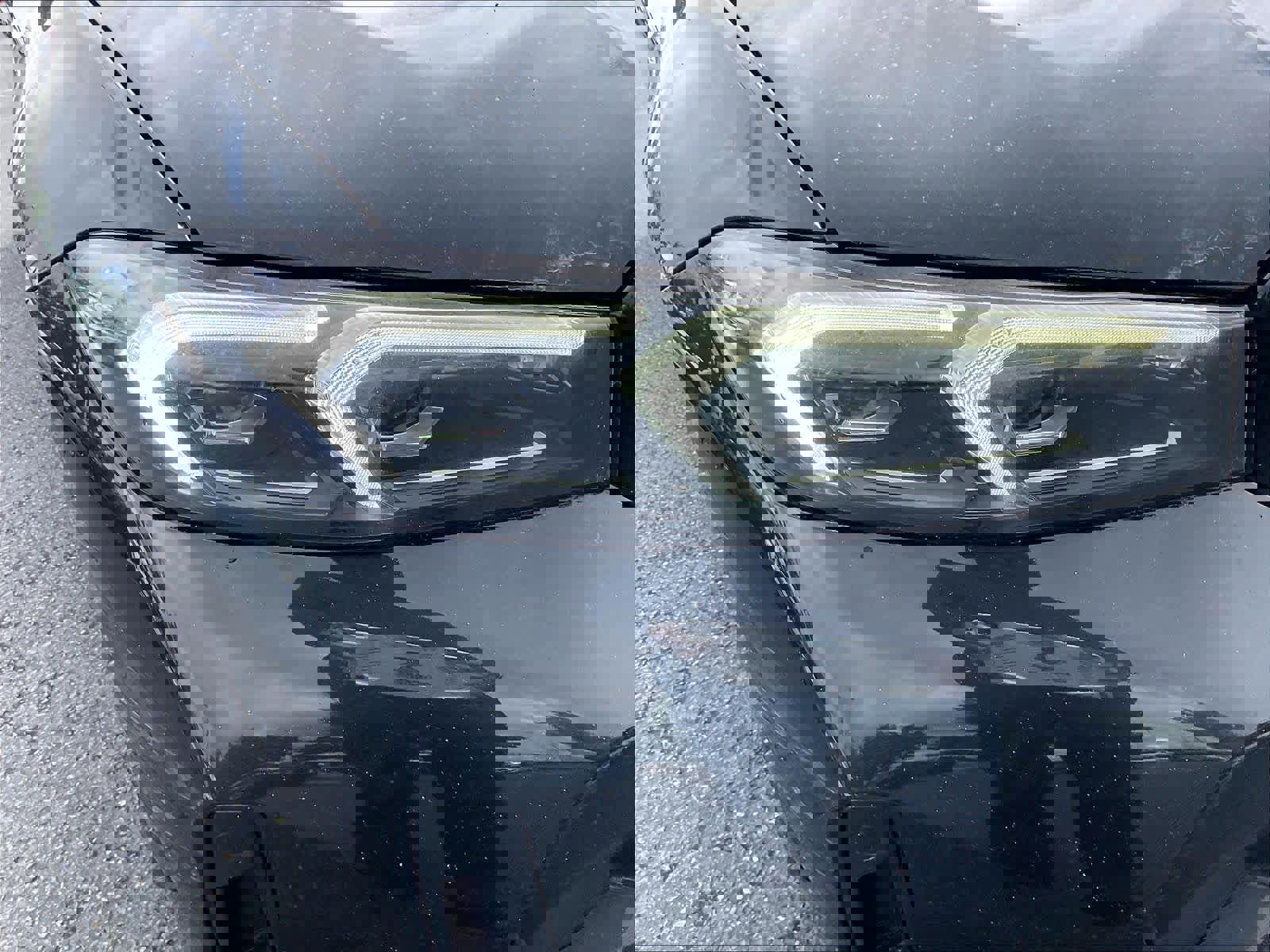 Used 2023 BMW 330i Sedan w/ M Sport Package RWD image 28