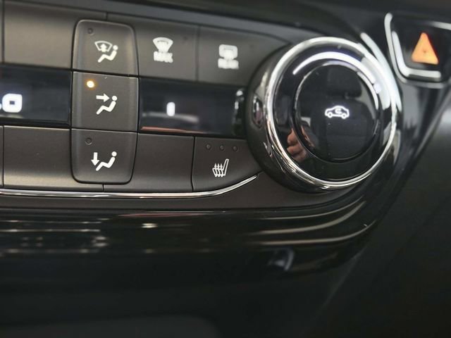 New 2026 Chevrolet Trax LT w/ Driver Confidence Package image 21