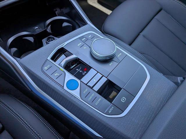 Used 2026 BMW i4 eDrive40 w/ Premium Package RWD image 15