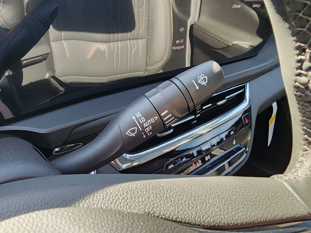 New 2026 Buick Envista Avenir FWD image 23