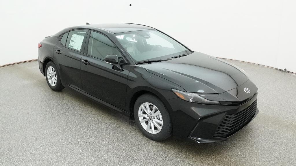 New 2026 Toyota Camry Hybrid FWD image 10