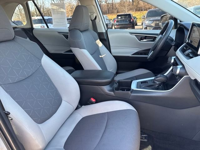 Used 2024 Toyota RAV4 XLE image 10