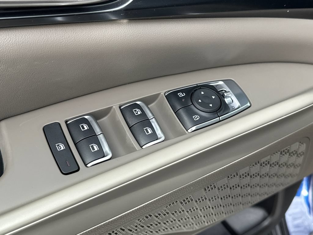New 2026 Kia Carnival LX FWD image 16