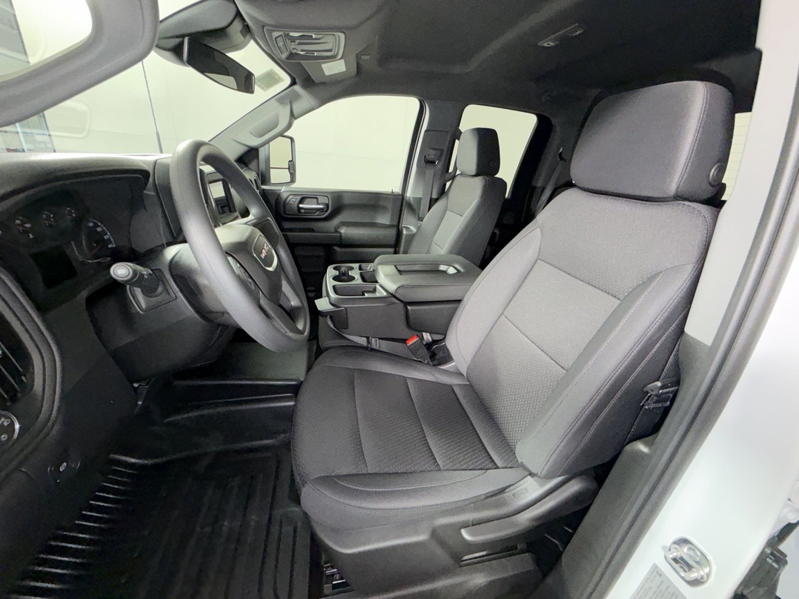 New 2026 GMC Sierra 2500 Pro AWD/4WD image 13