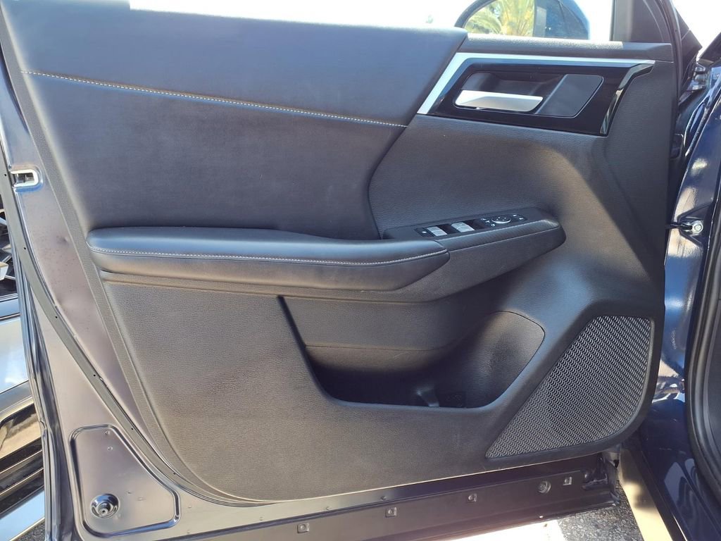 Used 2024 Mitsubishi Outlander SE AWD/4WD image 21
