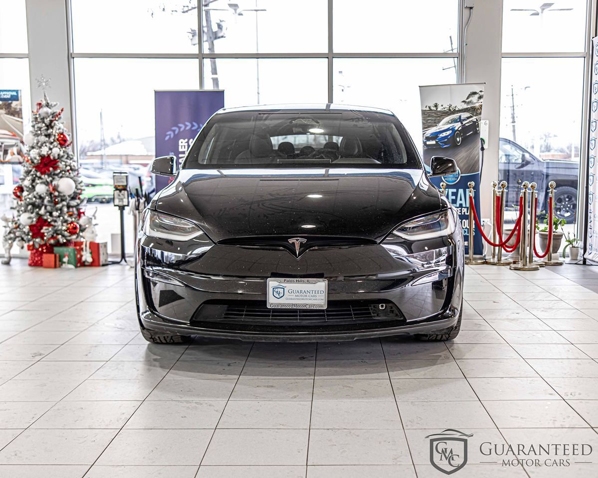 Used 2022 Tesla Model X image 3