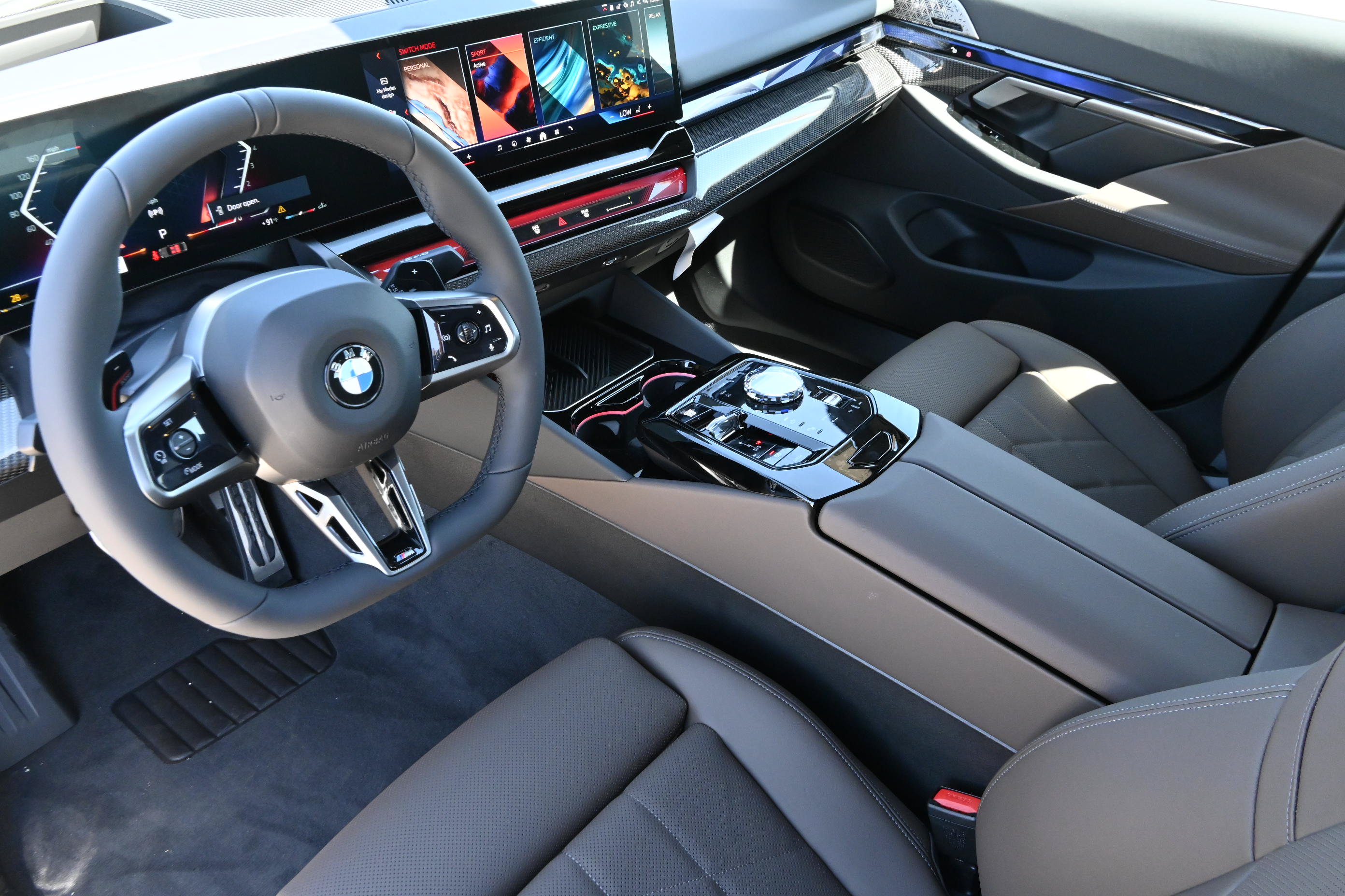 New 2026 BMW 540i xDrive w/ Executive Package AWD/4WD image 13