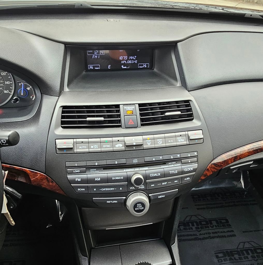 Used 2012 Honda Crosstour EX-L image 11