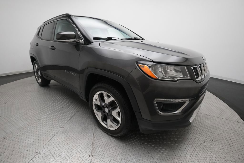 Used 2019 Jeep Compass Limited w/ Safety & Security Group AWD/4WD image 36
