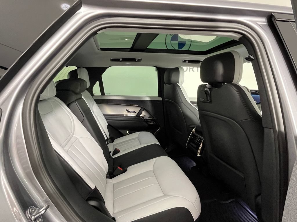 Used 2024 Land Rover Range Rover Sport Dynamic SE AWD/4WD image 23