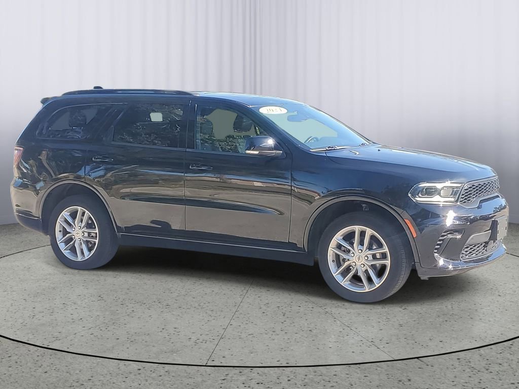 Used 2024 Dodge Durango GT image 2