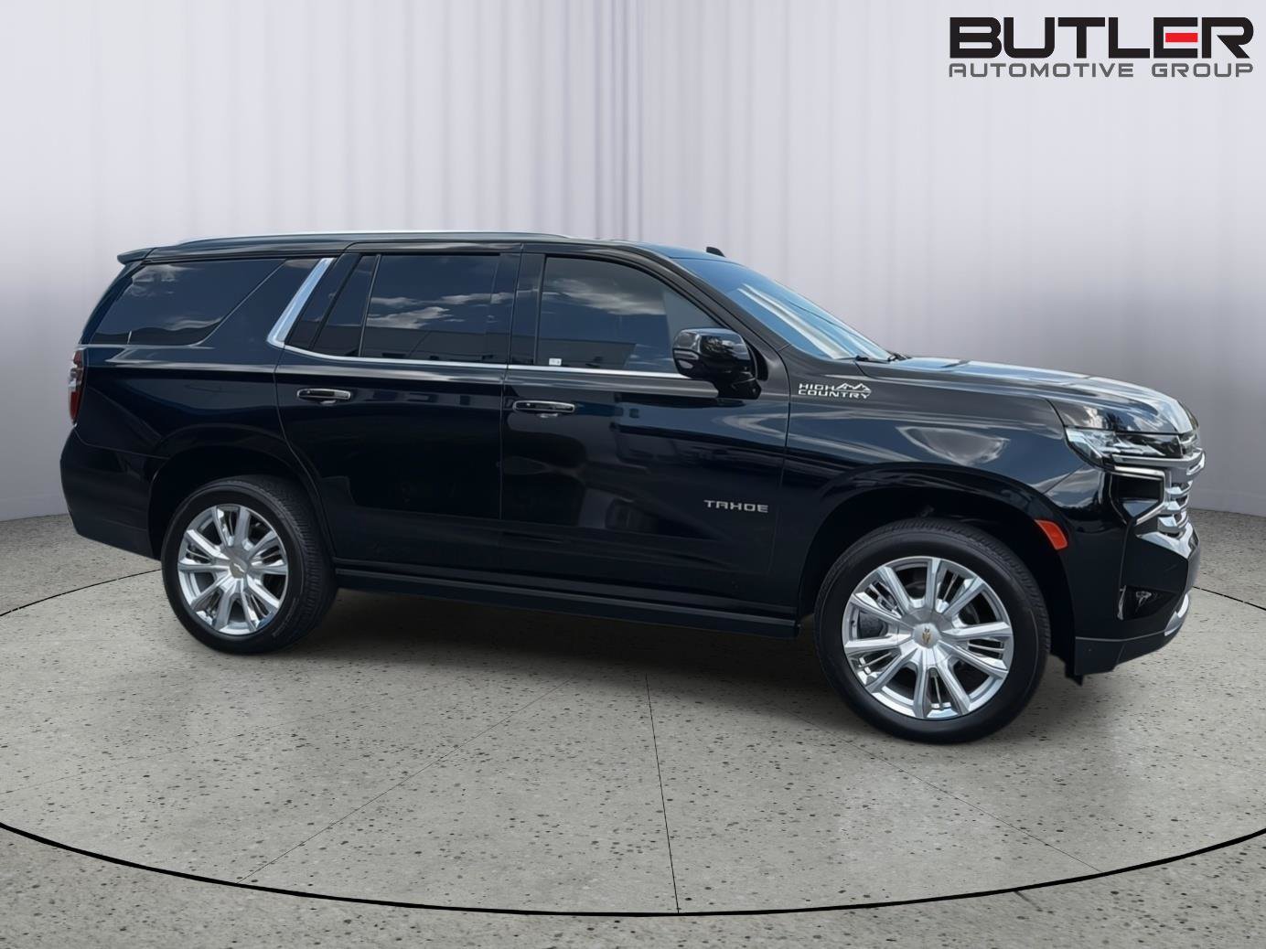 Used 2024 Chevrolet Tahoe High Country AWD/4WD image 7
