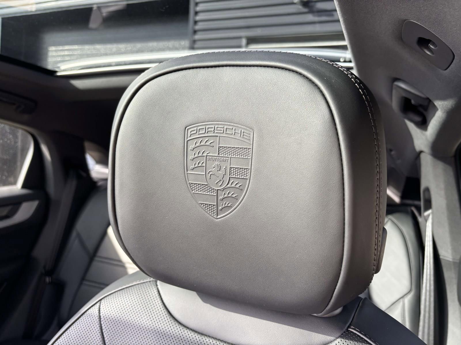 New 2026 Porsche Cayenne Coupe image 22