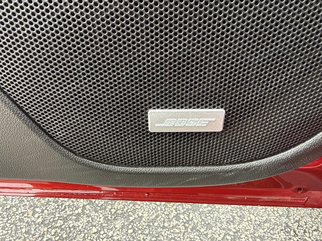 Used 2023 GMC Acadia AT4 w/ Preferred Package image 23