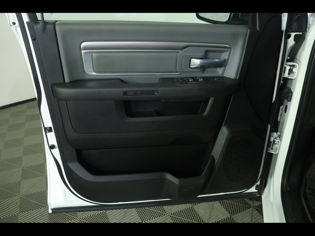 Used 2023 RAM 1500 Classic SLT w/ Electronics Group AWD/4WD image 23
