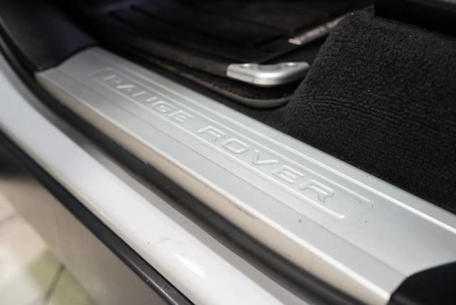 Used 2022 Land Rover Range Rover Sport HSE Dynamic AWD/4WD image 16
