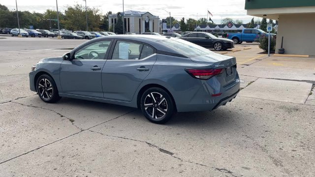 Used 2024 Nissan Sentra SV FWD image 6