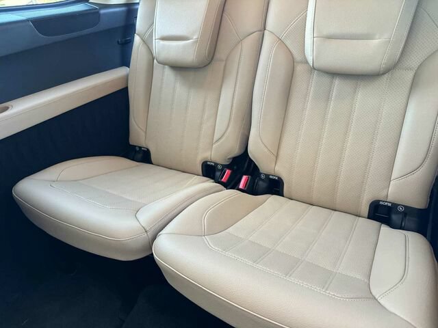 Used 2018 Mercedes-Benz GLS 450 4MATIC image 17