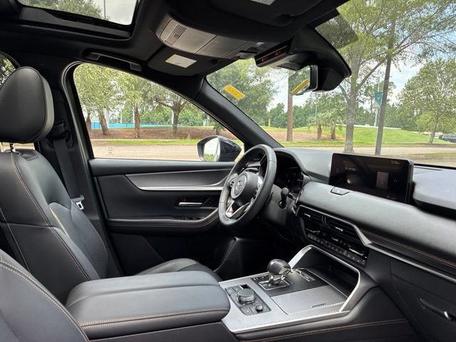 Certified 2025 MAZDA CX-70 Plug-In Hybrid w/ Premium Plus AWD/4WD image 23