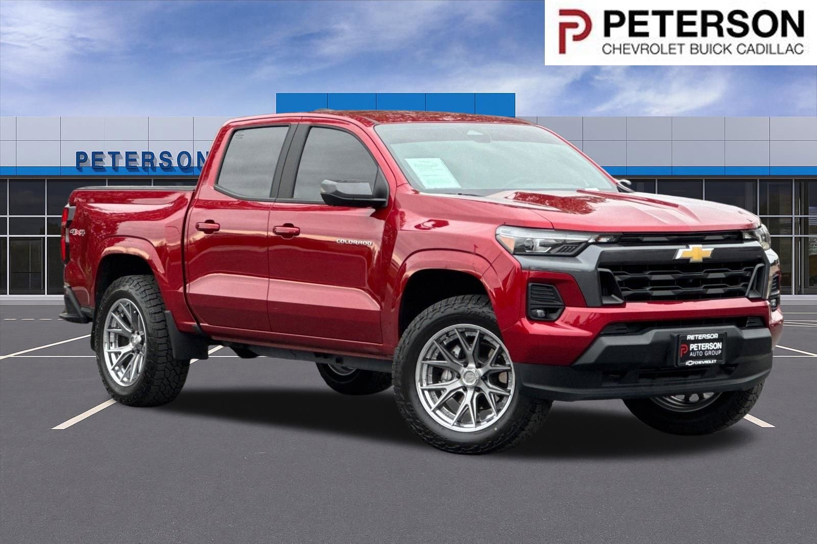 Used 2024 Chevrolet Colorado LT w/ LT Convenience Package III image 1