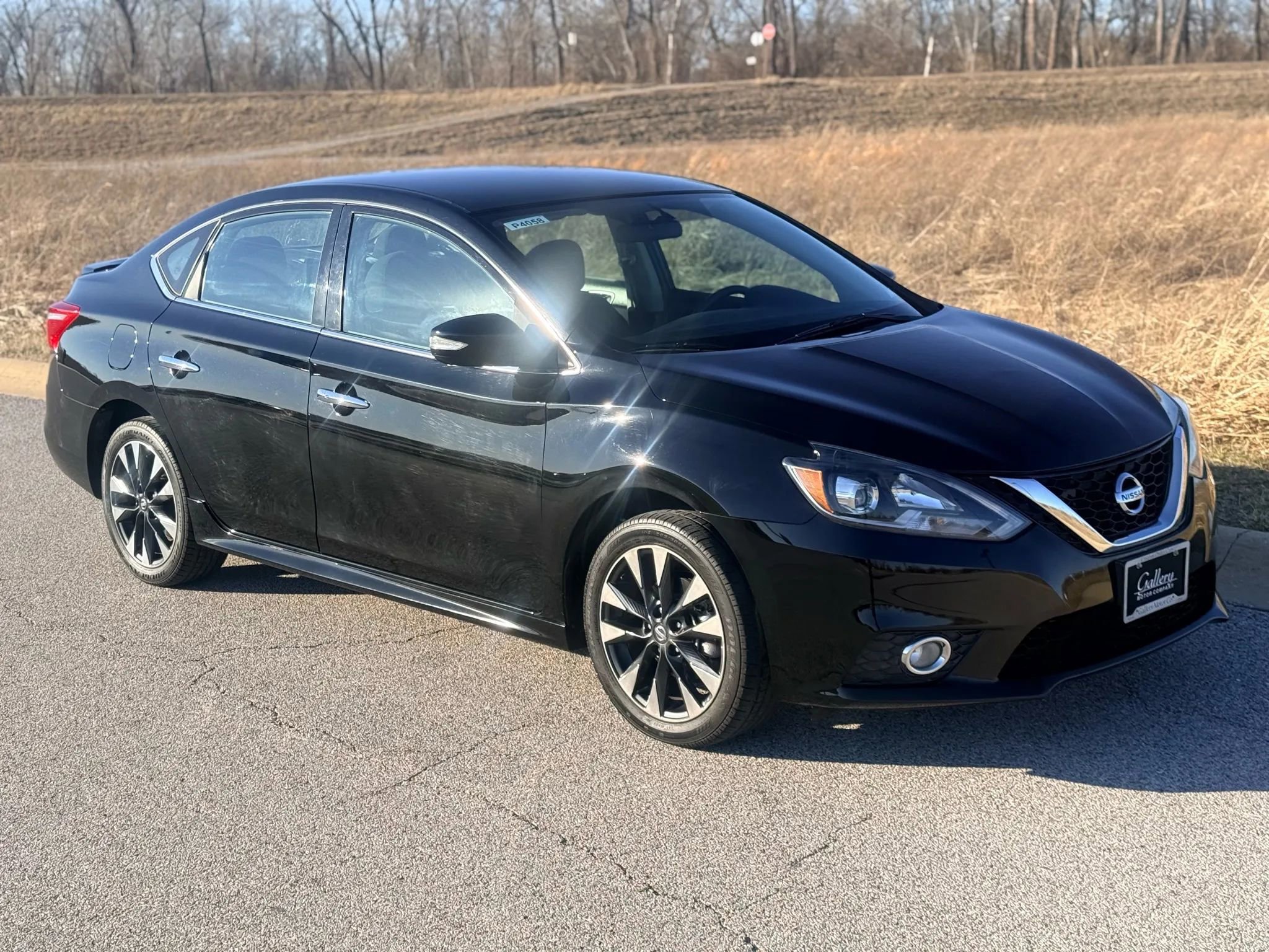 Used 2017 Nissan Sentra SR image 30