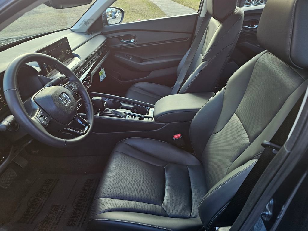 Used 2025 Honda Accord EX-L image 16