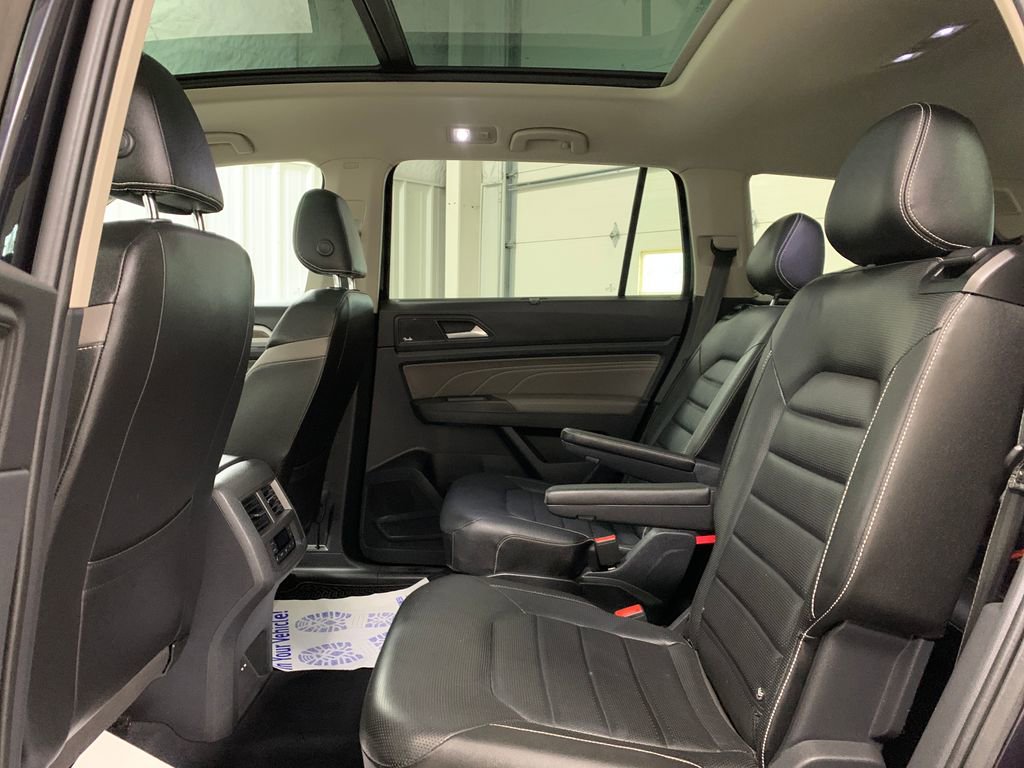 Used 2021 Volkswagen Atlas SEL Premium AWD/4WD image 18