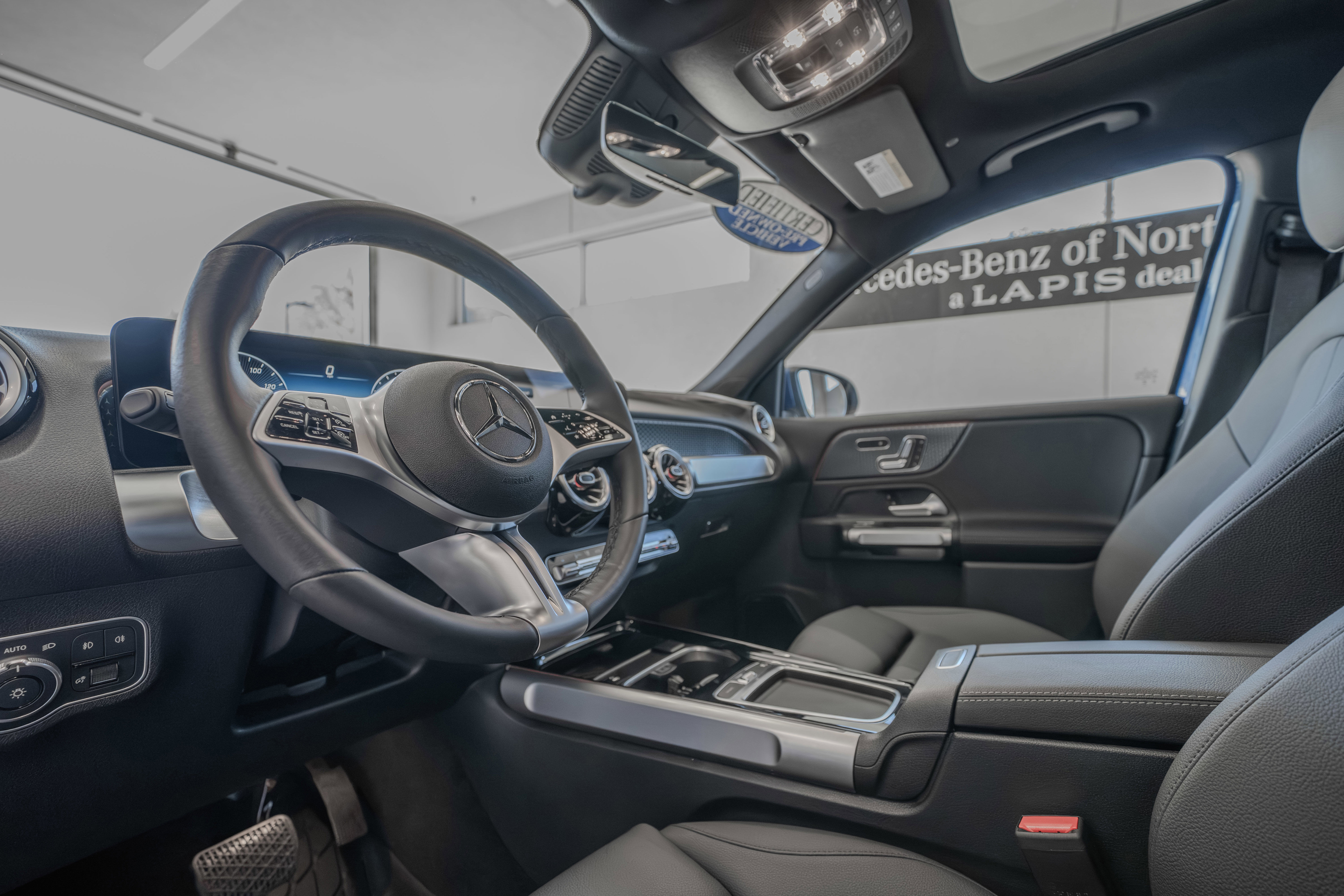 Certified 2025 Mercedes-Benz GLB 250 4MATIC image 6