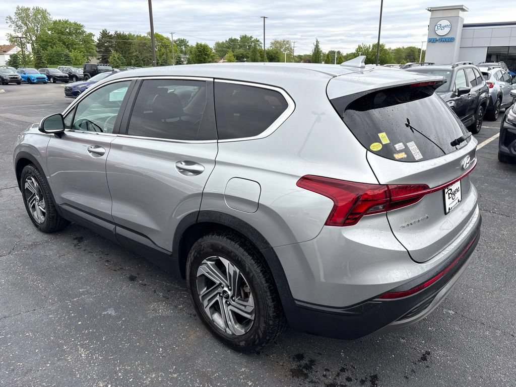 Used 2021 Hyundai Santa Fe SE FWD image 5