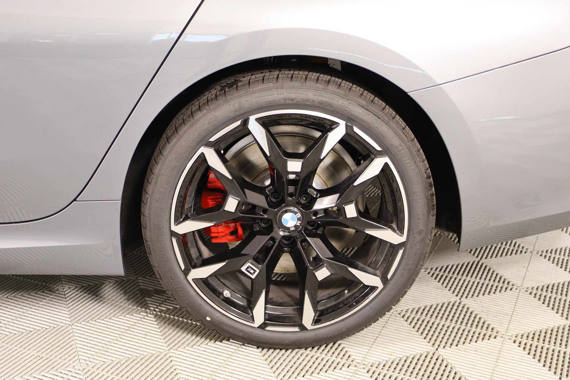 New 2026 BMW 330i Sedan w/ M Sport Package RWD image 19