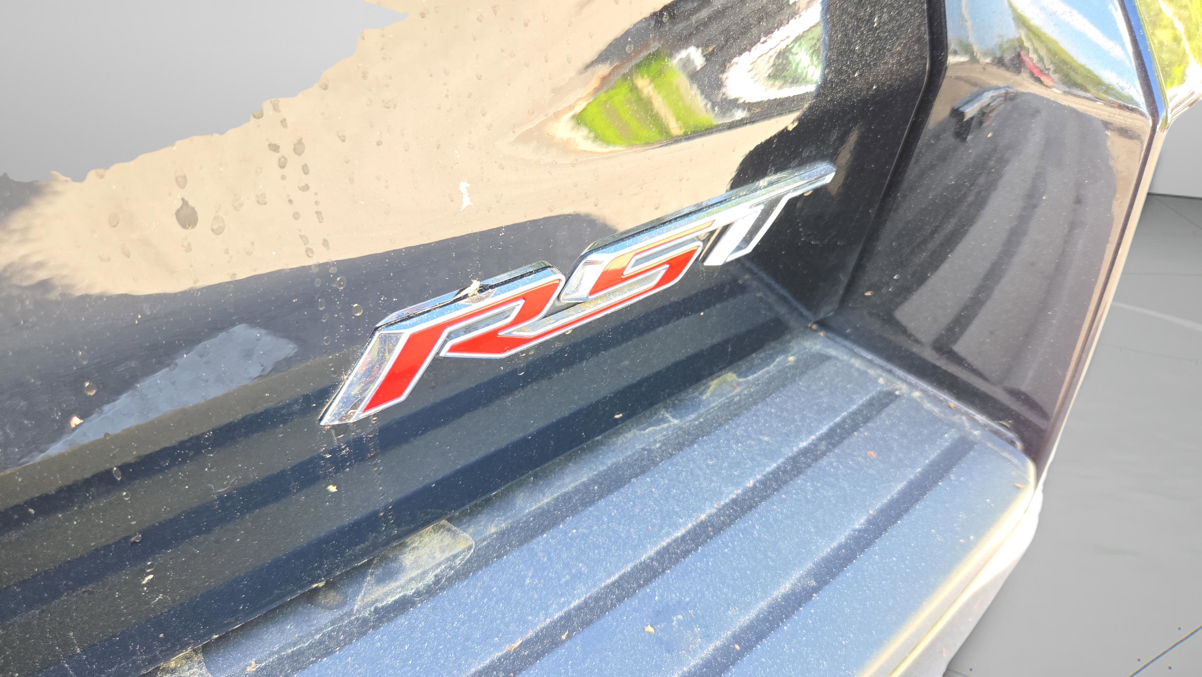 Used 2020 Chevrolet Tahoe Premier w/ RST Edition image 17