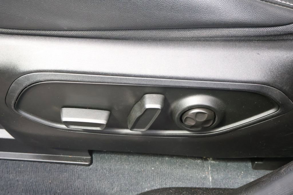 Used 2023 Jeep Grand Cherokee Altitude image 17